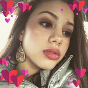 Meet your Posher, Ava